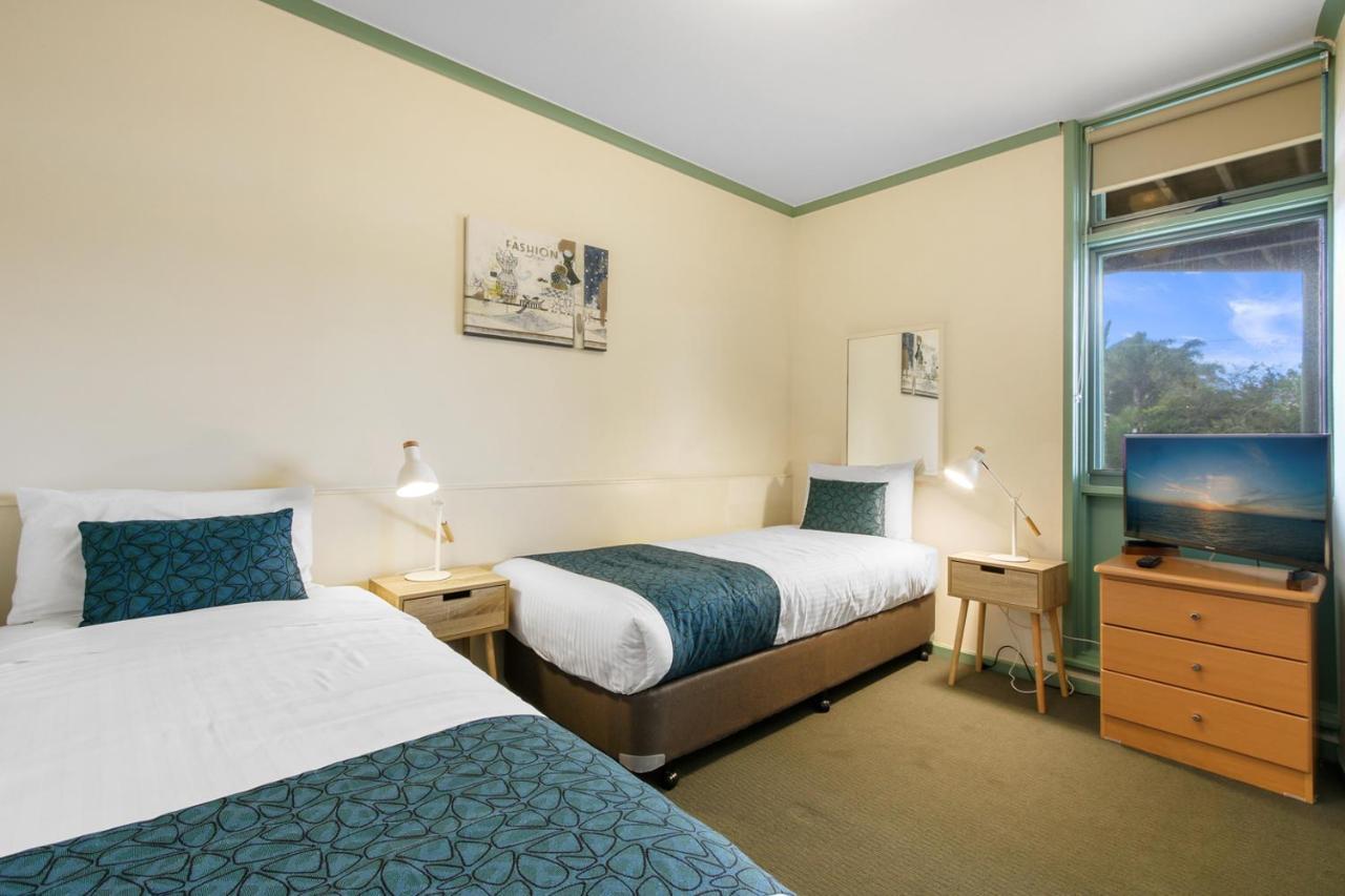 Comfort Inn & Suites Lakes Entrance Exterior photo
